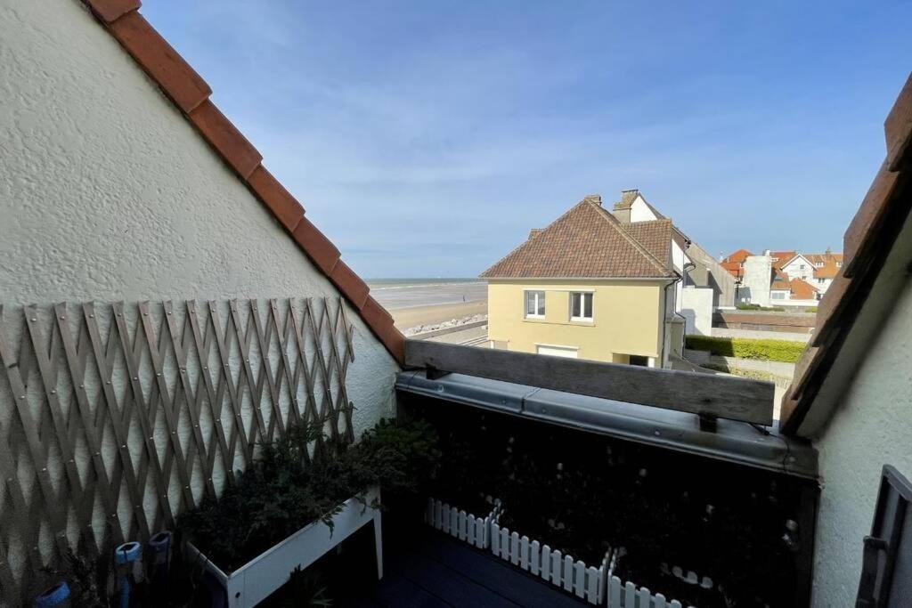 Duplex Avec Jacuzzi Vue Imprenable Sur La Baie De Wissant Apartment Екстериор снимка
